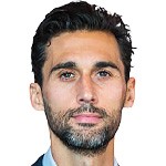 红牌风波后,阿韦洛亚对话裁判;巴尔韦德判罚引热议。 体育新闻 红牌风波后,阿韦洛亚对话裁判;巴尔韦德判罚引热议。 体育新闻