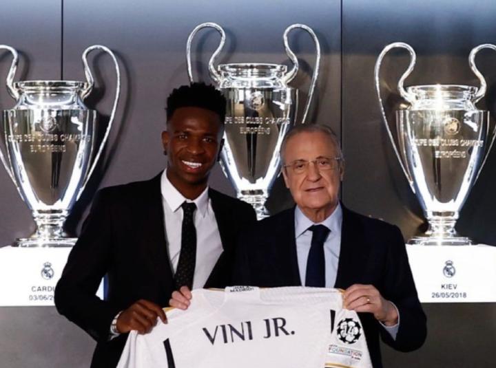 皇马核心力量有望延续;斯基拉透露维尼修斯续约动态;球迷期待长期稳定。 体育新闻 皇马核心力量有望延续;斯基拉透露维尼修斯续约动态;球迷期待长期稳定。 体育新闻 皇马核心力量有望延续;斯基拉透露维尼修斯续约动态;球迷期待长期稳定。 体育新闻