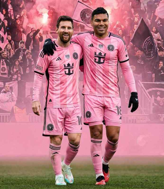 曼联拥趸:告别卡塞米罗的最后倒计时与未来选择 体育新闻