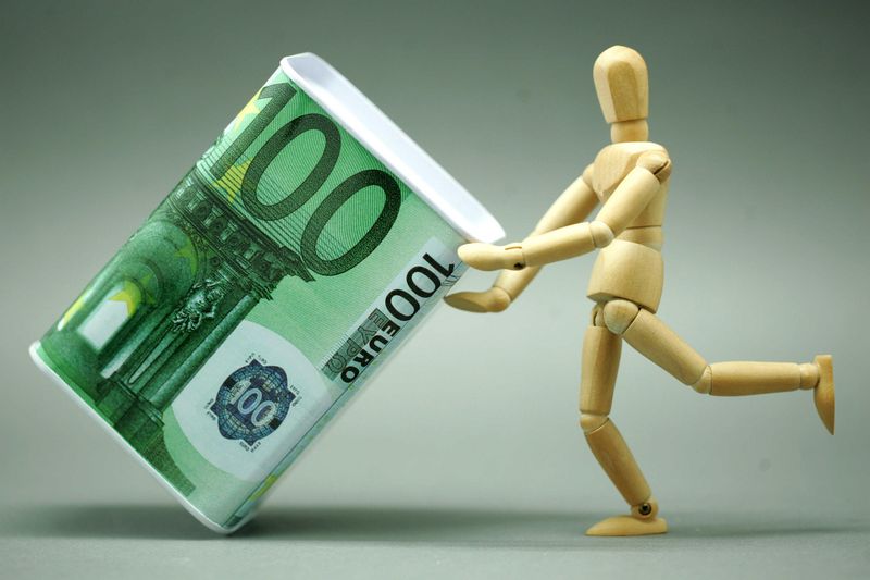  【深度拆解】地缘风暴下的资产重定价逻辑：从经济周期到风险溢价的范式转移 股票财经