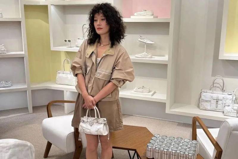 马伊琍形象转型深度解析:49岁爆炸头背后的自我觉醒与技术突破 娱乐新闻