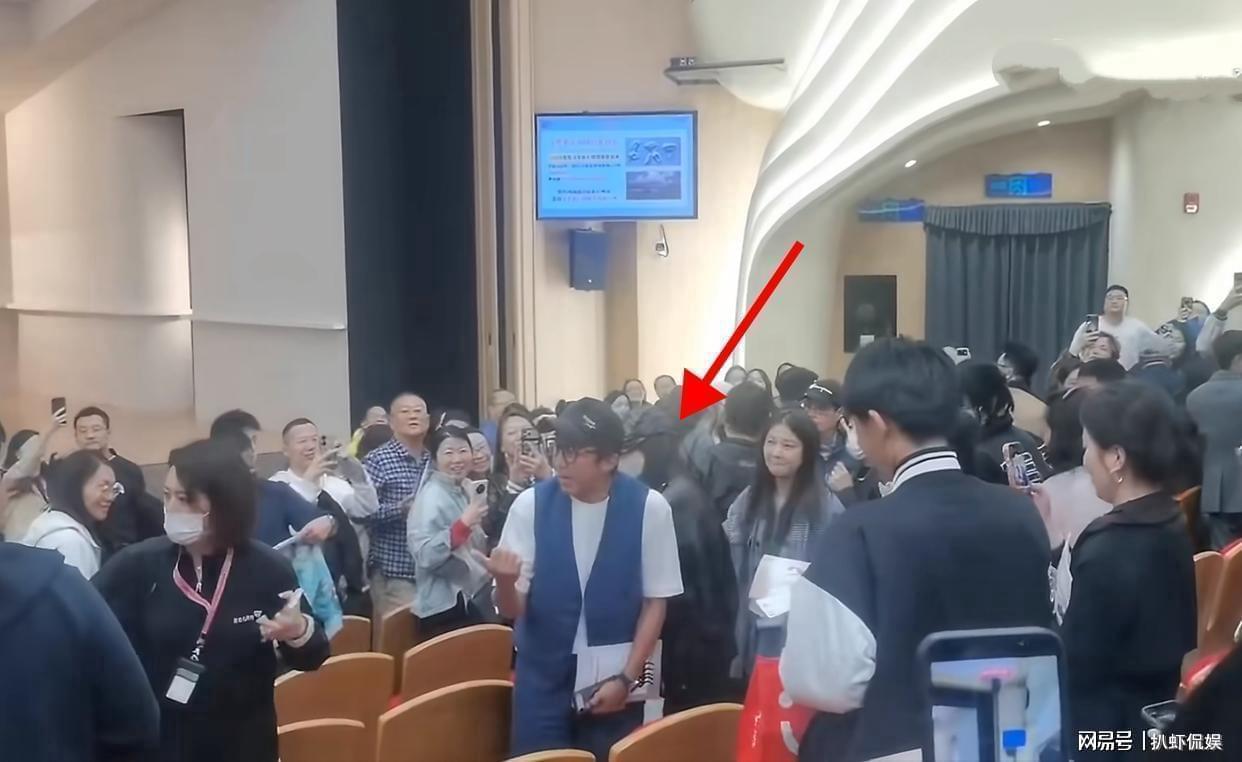  从茉莉花剧场看综艺顶流的社交图谱：跑男家族12年友情存续的深层逻辑 娱乐新闻