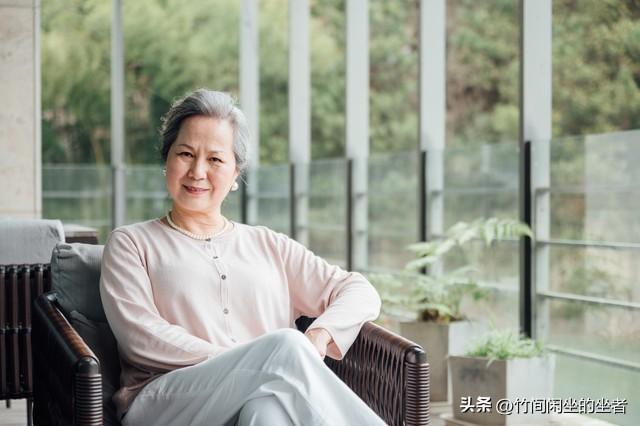  那个终于学会不再逞强的中年人，后来活成了让人羡慕的样子 情感心理