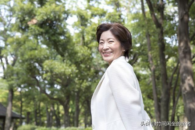  那个终于学会不再逞强的中年人，后来活成了让人羡慕的样子 情感心理