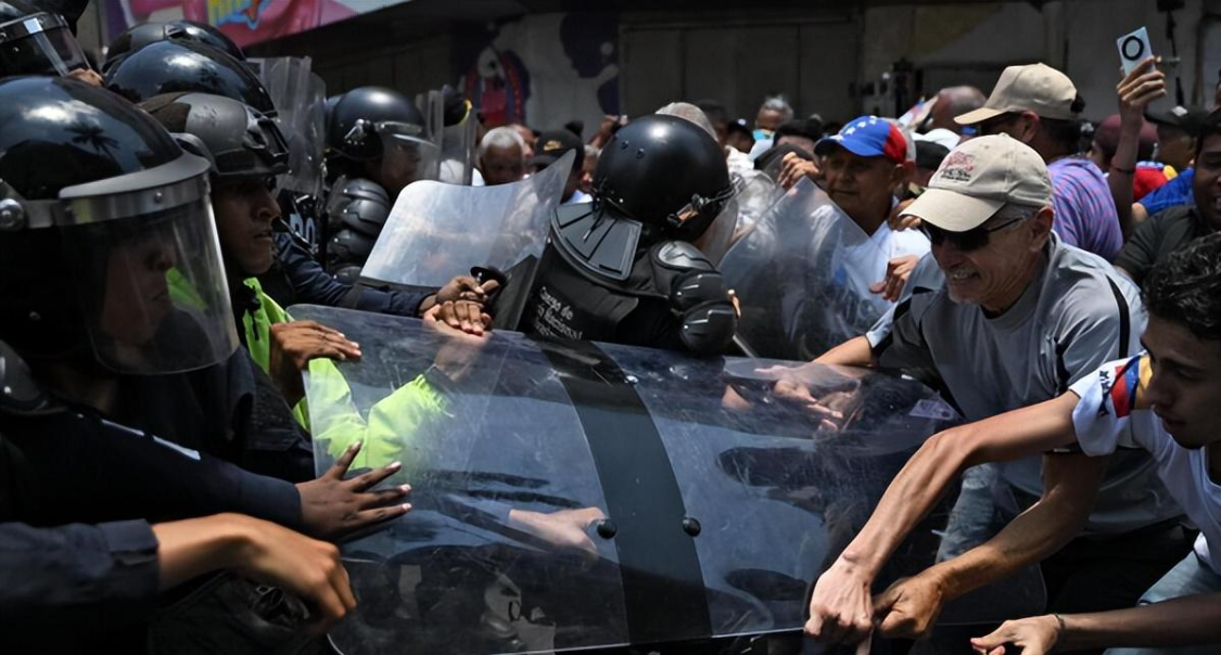  一个五口之家的餐桌空了四年：委内瑞拉街头怒火背后的普通人 新闻