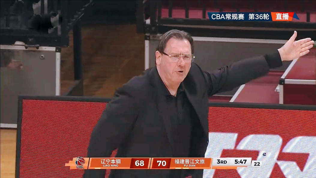  辽宁112:103福建：赵继伟27+8+6背后的战术密码与关键时刻决策分析 体育新闻